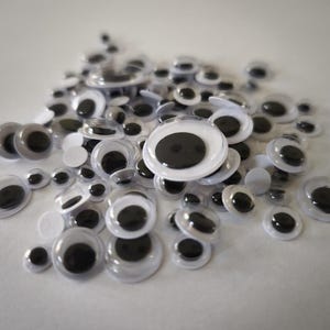 Googly Eyes / Wiggly Eyes – Self-Adhesive – Various Sizes – Craft and Decoration Eyes