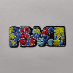 Iron-on peace sign patch – Colorful embroidered hippie patch for clothes, bags or jackets