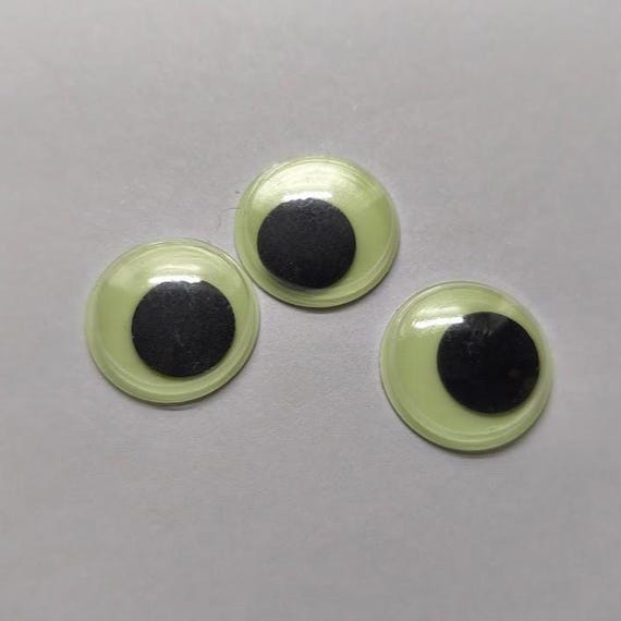 Occhi Finti Che Si Muovono Al Buio 2,5 Cm - 24 Pezzi Autoadesivi Per Decorazioni Fai Da Te, Perfetti Per Halloween! - 3