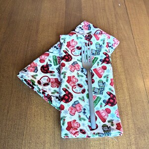 Hats and Mittens Fabric Table Napkins Dining napkins Decorative napkins Cotton table napkins Christmas napkins Winter napkins Gift for her