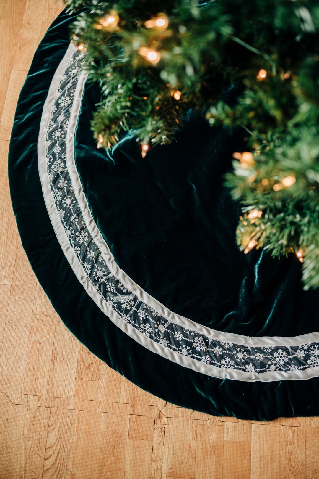 Green Velvet Tree Skirt 60 Inch Handmade Tree Skirt Quilted Tree Skirt Xmas Tree Skirt Holiday