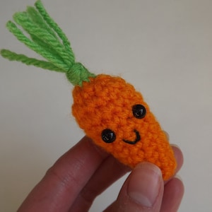 Baby Carrot Amigurumi Stuffie, Tiny Stuffed Animal Carrot, Cute Orange Carrot Plush, Cute Crochet Carrot Plushie, Easter Basket Carrot Plush