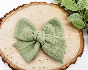 Erbsen Grüne Gaze Haarschleife - Gaze Schleife Zubehör - Gaze Hand Gebundene Haarschleife Clip - Schule Mädchen Haarschleife -Baby Geschenk - Nylon Stirnband