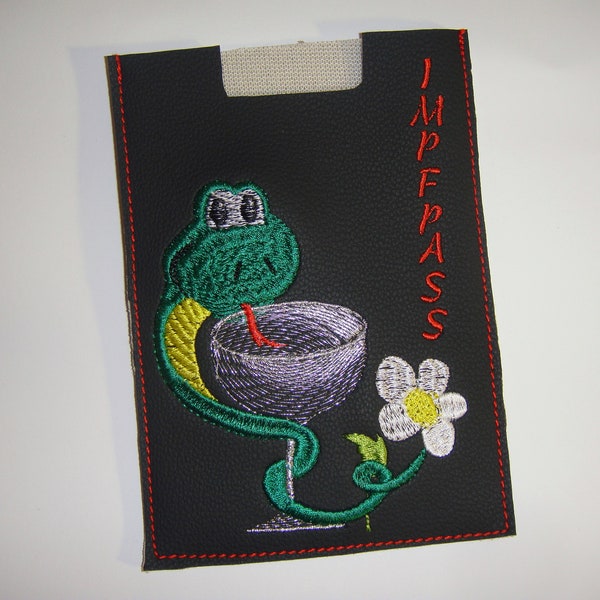 Vaccination passport cover with machine embroidered snake for new vaccination pass 9.5 x 13 cm Grey leatherette