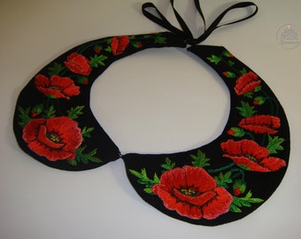 Removable black linen collar with embroidered poppies. Detachable floral women collar