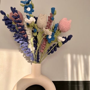 Flower Bouquet Crochet Pattern (digital)