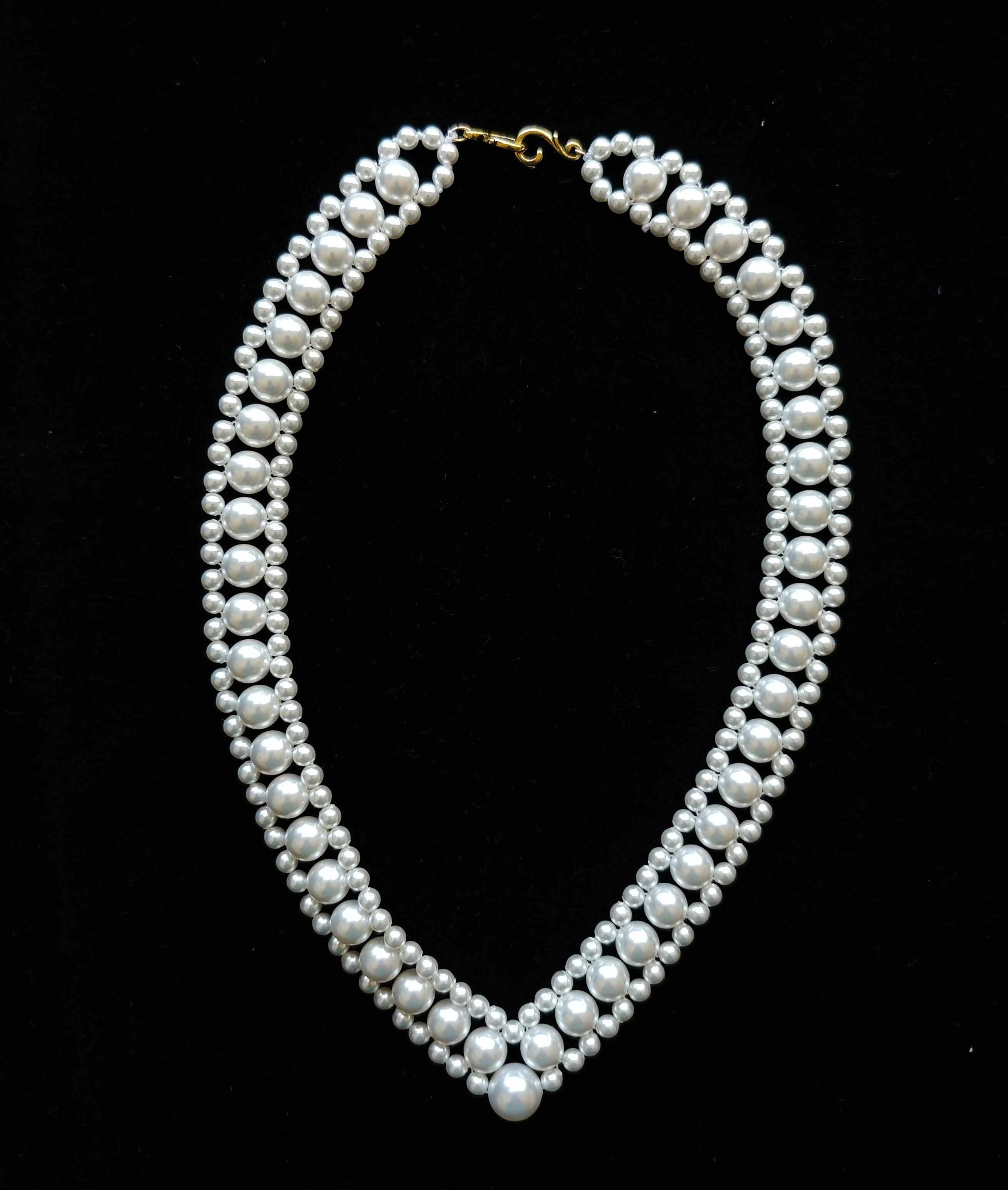 deep v neck necklace