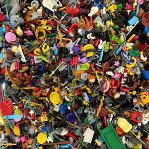 100 Official LEGO Minifigure Accessories Lot - Random assortment - Weapons Food Tools