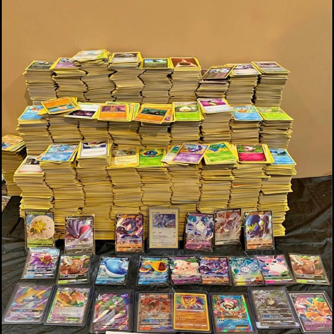 Huge Pokemon Card Lot 200 Cards Etsy