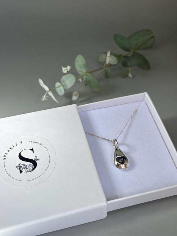 Ashes necklace, memorial jewellery, keepsake pendant, pebble pendant.