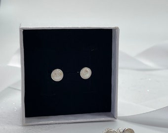 Ashes earrings 5mm, cremation earrings , silver earrings , keepsake earrings , memorial jewellery