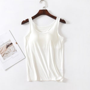 Tank with Built in Bra, Camisoles with Built in Bra with Adjustable Straps,  Tank Top with Built in Bra (Beige White,4X-Large) : : Clothing,  Shoes & Accessories