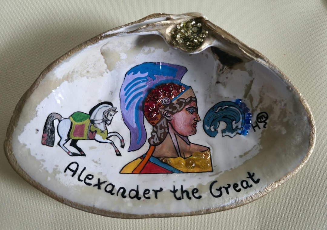 Hand-carved Alexander Sea Shell Ornament | Historical Decor - Etsy
