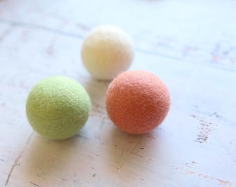 3 Wool Ball Cat Toy | New Zealand Wool Cat toy Cat Gifts | Handmade Cat Toy | Felted Bat toy | Eco friendly pet toy | Cat lover gift