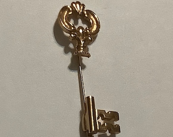 Avon Goldtone Skeleton Key Stick Pin vintage