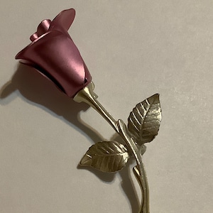 Avon Pink Rose  Silvertone Stem Brooch Vintage