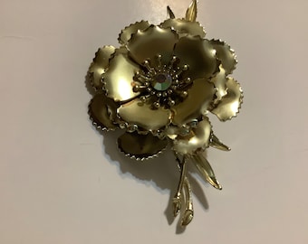 Captivating Coro Goldtone AB Flower Brooch  vintage jewelry statement brooch “3” long “2.25” wide