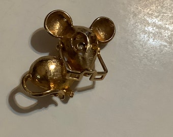 Avon Mouse Brooch Vintage