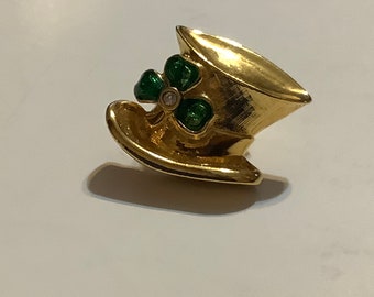 Avon Shamrock Leprechaun Hat pin vintage jewelry lapel pin