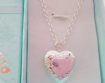 Child Heart Locket Pendant Necklace 20mm 3/4in on Silver Plated Chain Girls Locket Child Gift Kids Stocking Stuffer Filler Jewellery Gifts