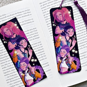 Huntrix Bookmark