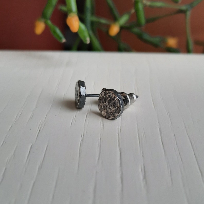 White - Antique Silver Finish Oxidised Brass Base Stud Earrings main image 1