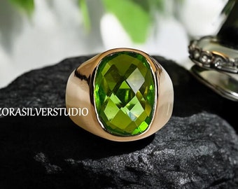 Natuurlijke peridotring, 22k verguld 925-zilver, zegelring olijfgroene steen, herenring, handgemaakte sieraden, gewaagde statementring, uniseks ring