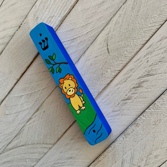 Lion Mezuzah Childrens Mezuzah Kids Mezuzah Bris Gift Etsy