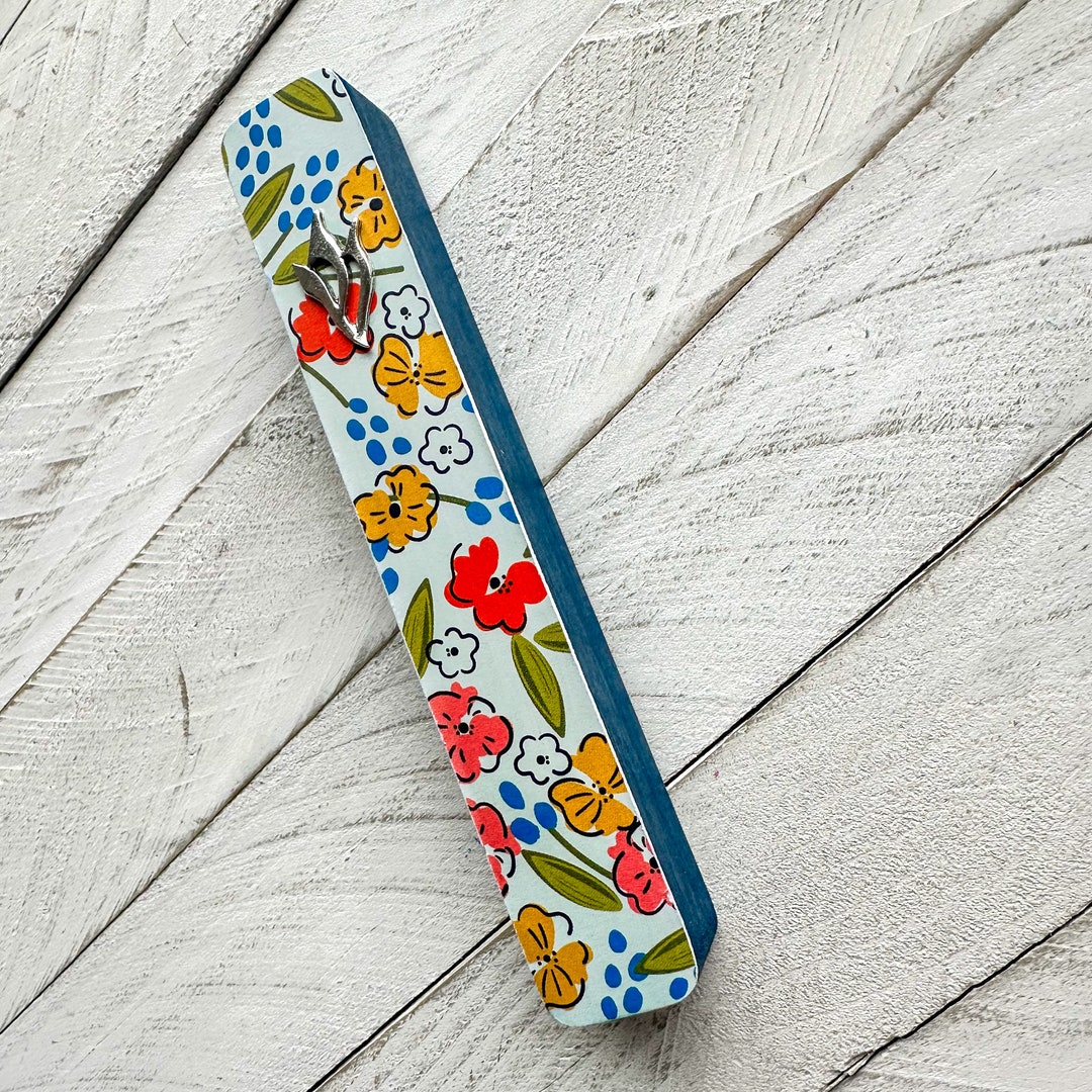 Cute Floral Mezuzah, Blue Flowers, Baby Naming Gift, Jewish Girl, Childrens Mezuzah, Kids