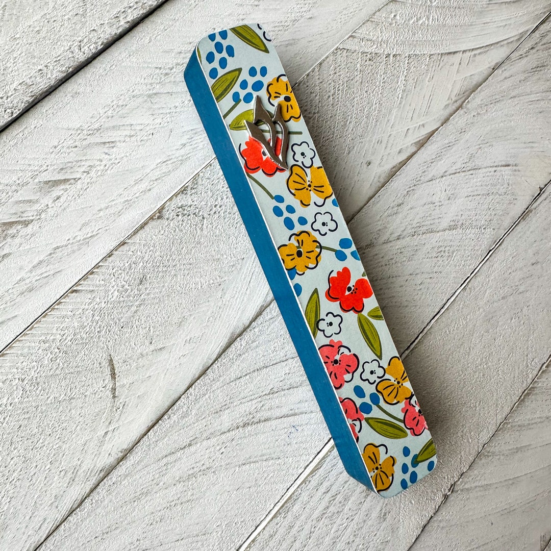 Cute Floral Mezuzah, Blue Flowers, Dorm, Baby Naming Gift, Jewish Girl, Childrens Mezuzah, Kids