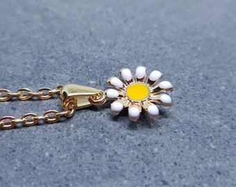 Gold Daisy Necklace, Minamalistic Necklace, Retro Necklace, Daisy Choker