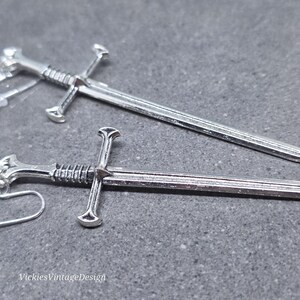 Boucles d'oreilles poignard, crochets d'oreille hypoallergéniques, boucles d'oreilles épée, bijoux cosplay, bijoux gothiques, par paire image 19