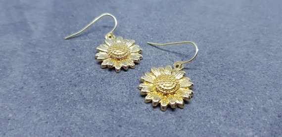 Orecchini Lunghi Dorati Placcati Oro 18k Con Zirconi 5A – Design A Goccia, Ipoallergenici – Regalo In Scatola Per Donna