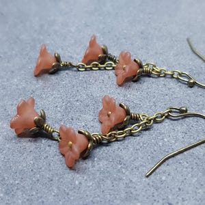 Blumen Ohrringe, hypoallergene Ohrdrähte, Boho Schmuck, braune Ohrringe, Vintage Ohrringe, Herbst Ohrringe