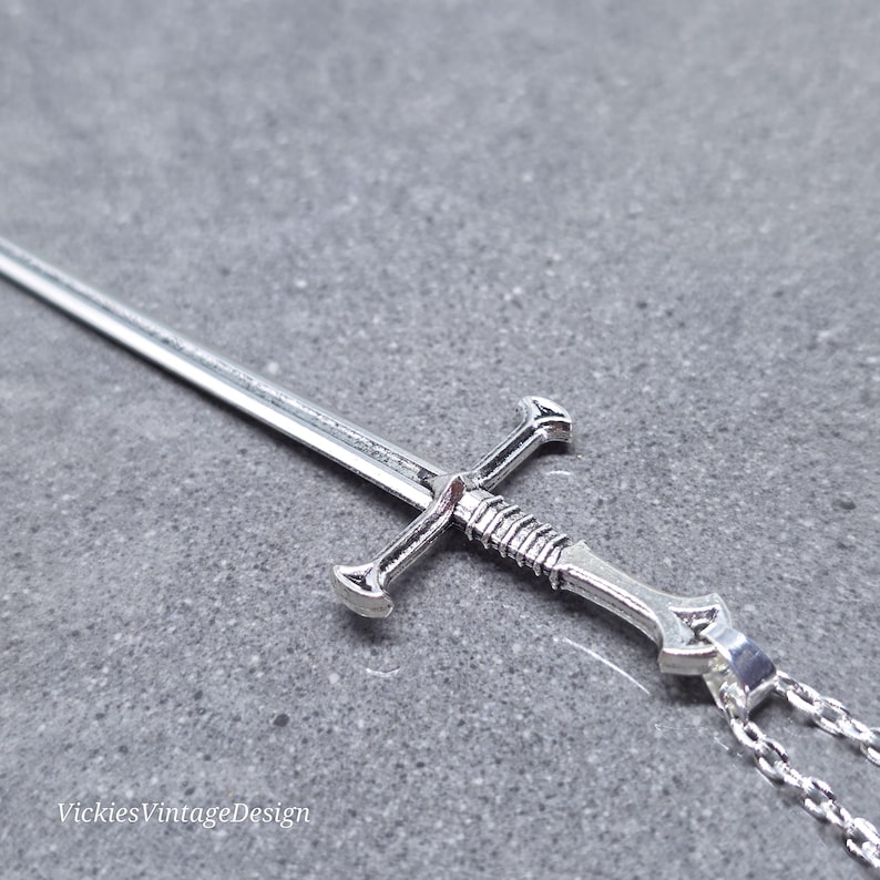 Dolch Ohrringe, hypoallergene Ohrdrähte, lange Schwert Ohrringe, Gothic Schmuck, UK Bild 10