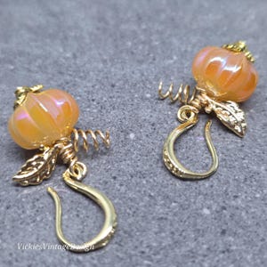 Pendientes de calabaza de cristal, alambres hipoalergénicos para las orejas, pendientes naranjas, joyería de cristal, pendientes de otoño, Halloween de otoño, Acción de Gracias