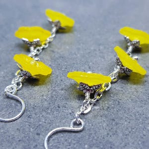 Blumen Ohrringe, hypoallergene Ohrdrähte, gelbe Ohrringe, Boho Schmuck, einfache Vintage Ohrringe