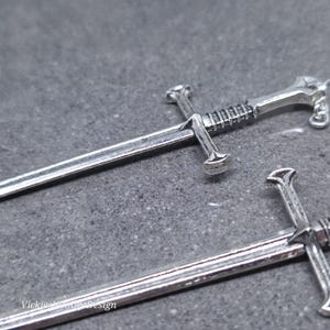 Boucles d'oreilles poignard, crochets d'oreille hypoallergéniques, boucles d'oreilles épée, bijoux cosplay, bijoux gothiques, par paire image 11
