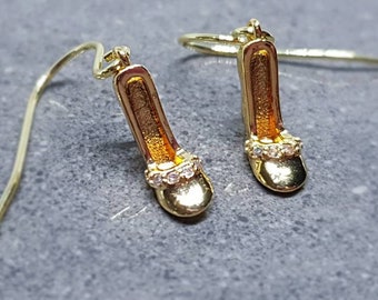 Boucles d'oreilles chaussures, Crochets d'oreilles hypoallergéniques, Boucles d'oreilles pour amoureux des chaussures, Boucles d'oreilles chaussures à talons hauts, Boucles d'oreilles stiletto, Boucles d'oreilles chaussures en or