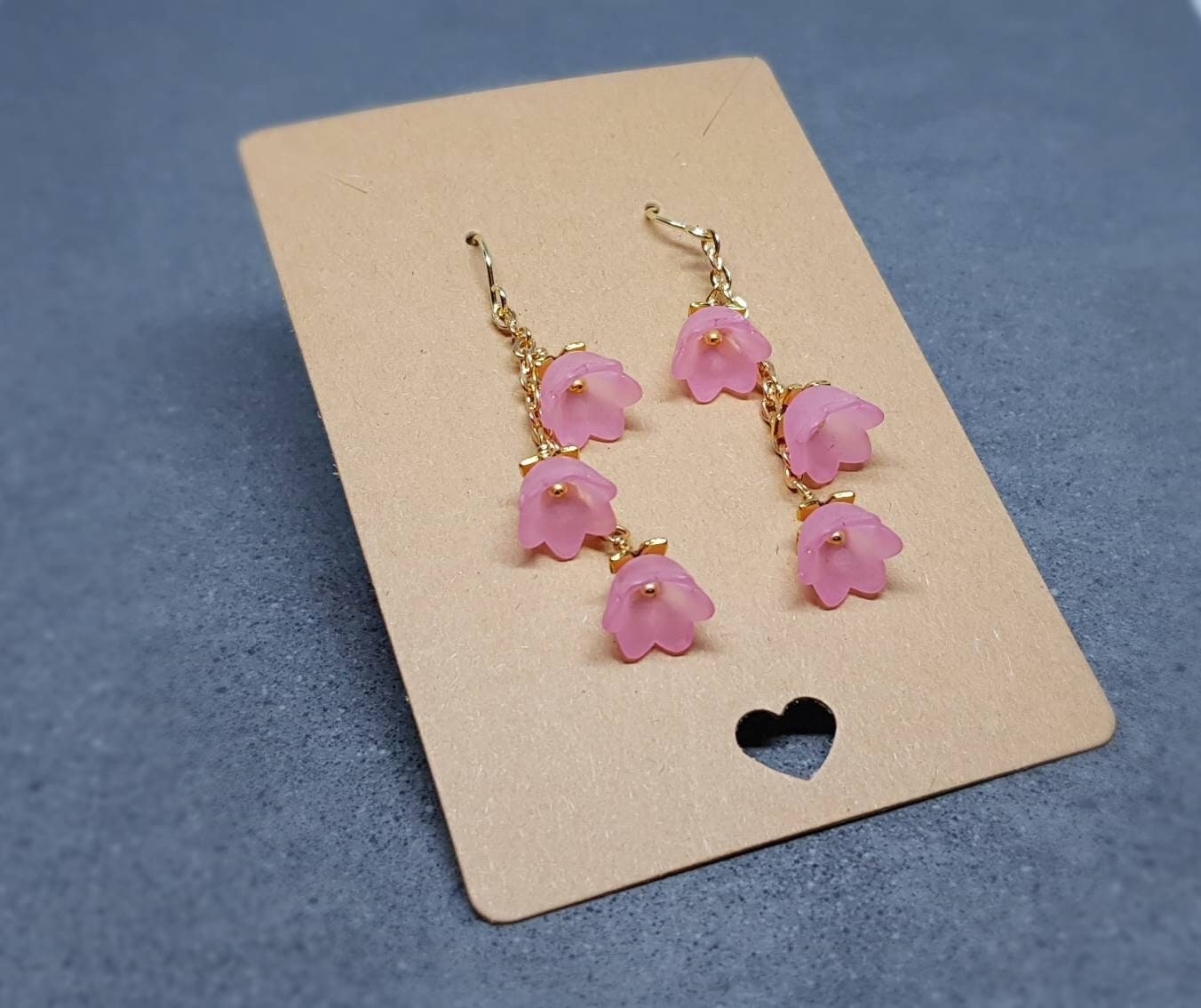 Orecchini a Forma di Fiore per Donne e Ragazze - Pendenti Floreali Ipoallergenici con Lampadario - Graziosi Bottoni con Petali