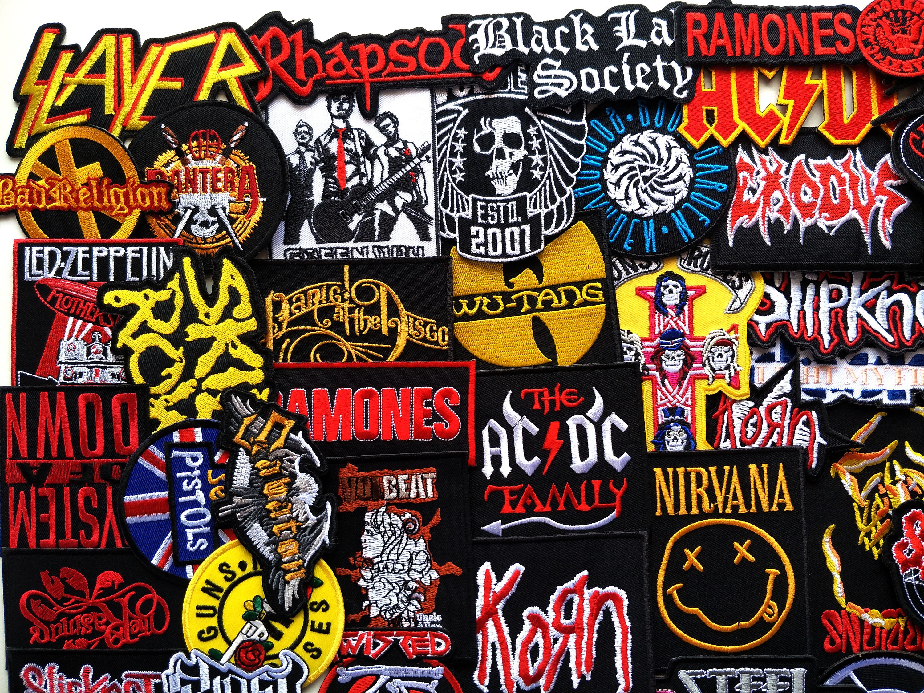 Patch Lot 20 RANDOM Sew Iron on Patch Wholesale Band Music