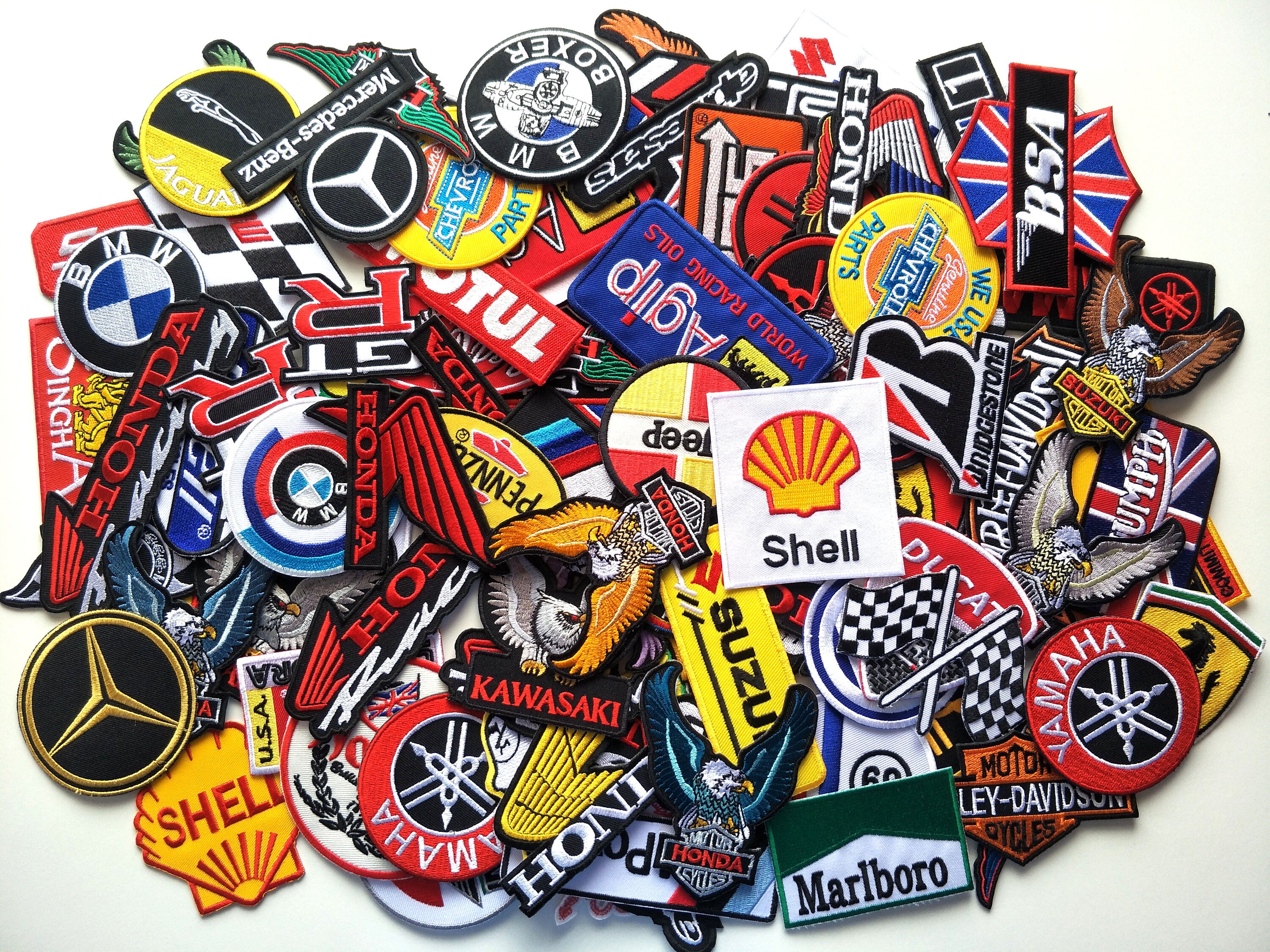 HRC Honda Racing Blanc Écusson brodé Patch fer à repasser ou à coudre 10 cm x 5 cm