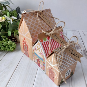 Cajas de regalo navideñas personalizadas, petardos navideños, decoración de mesa navideña, tarjeta con nombre y decoración de mesa navideña.