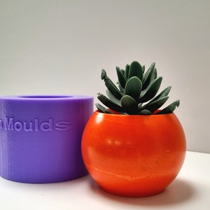 8cm Sphere plant pot/ candle vessel silicone mould, image 7