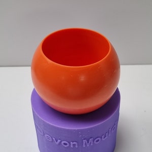 8cm Sphere plant pot/ candle vessel silicone mould, image 4