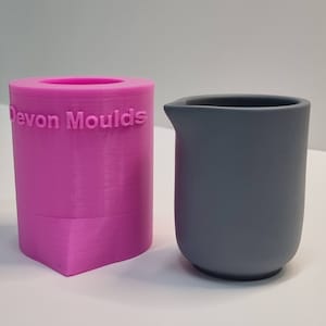 Tall spouted massage/Lid candle vessel silicone mould