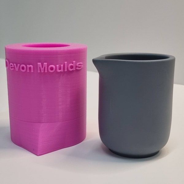 Tall spouted massage/Lid candle vessel silicone mould