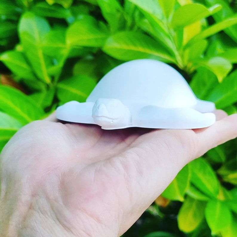 Small 3d sea turtle silicone mould image 4