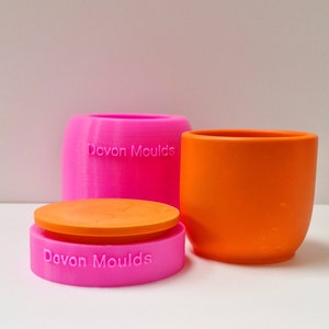 Small Curved pot and lid silicone mould/ candle vessel,  plant pot mold