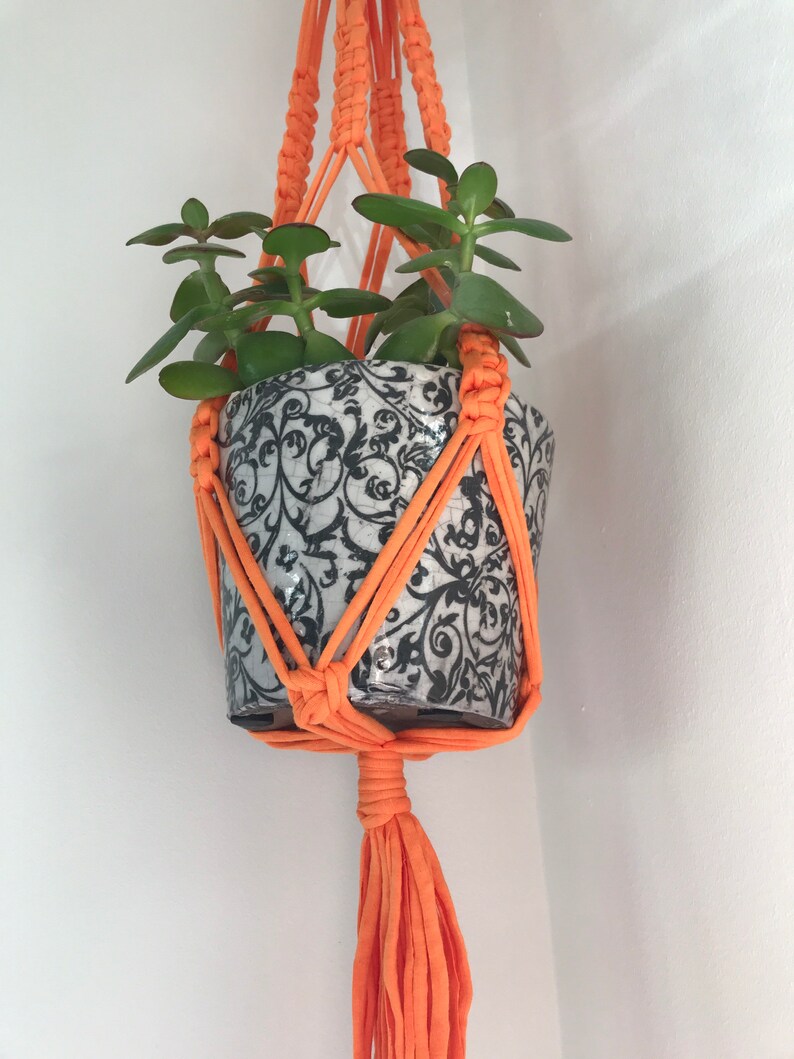 Recycled Yarn Macrame Plant Hanger Interior Design Retro